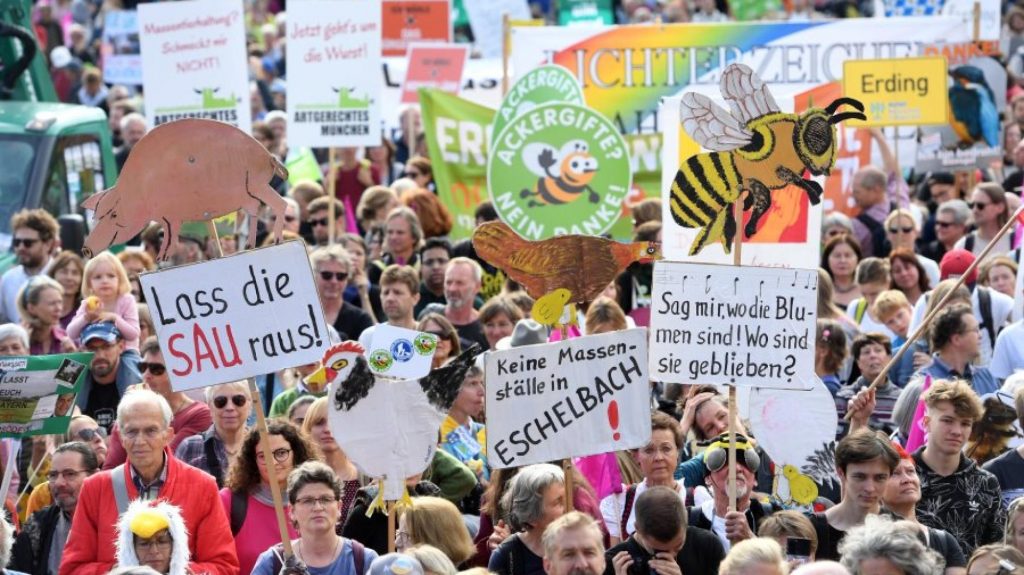 Vorschaubild für "Agrarwende: Gemeinsam geht mehr!"