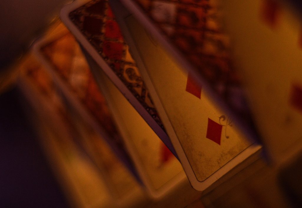 Vorschaubild für "Das Gentechnik-„Kartenhaus“ "