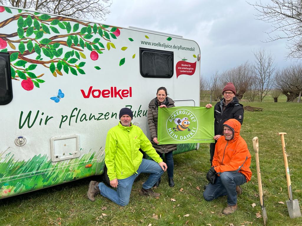 Vorschaubild für "Pflanzmobil bringt Obstbäume nach ganz Deutschland"